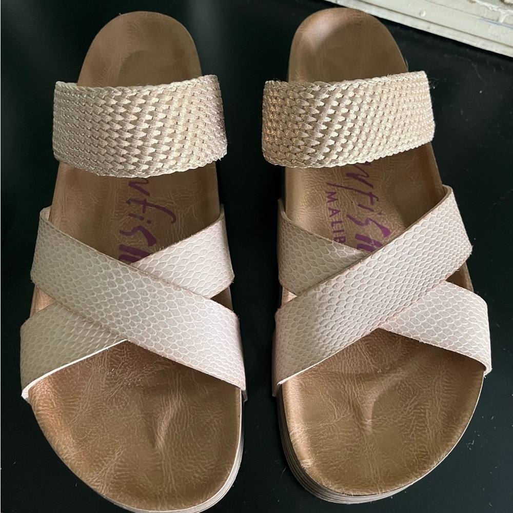 Pink, shiny, crossover sandals